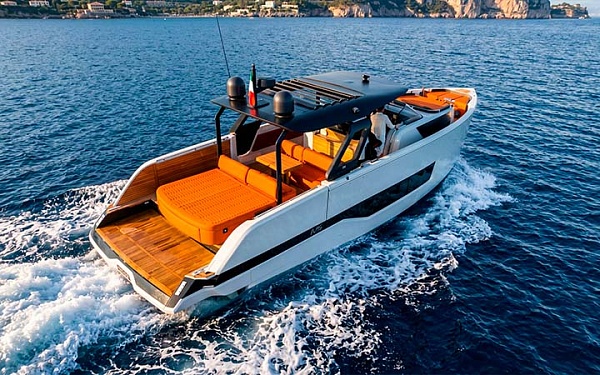 Cranchi A46 Luxury Tender